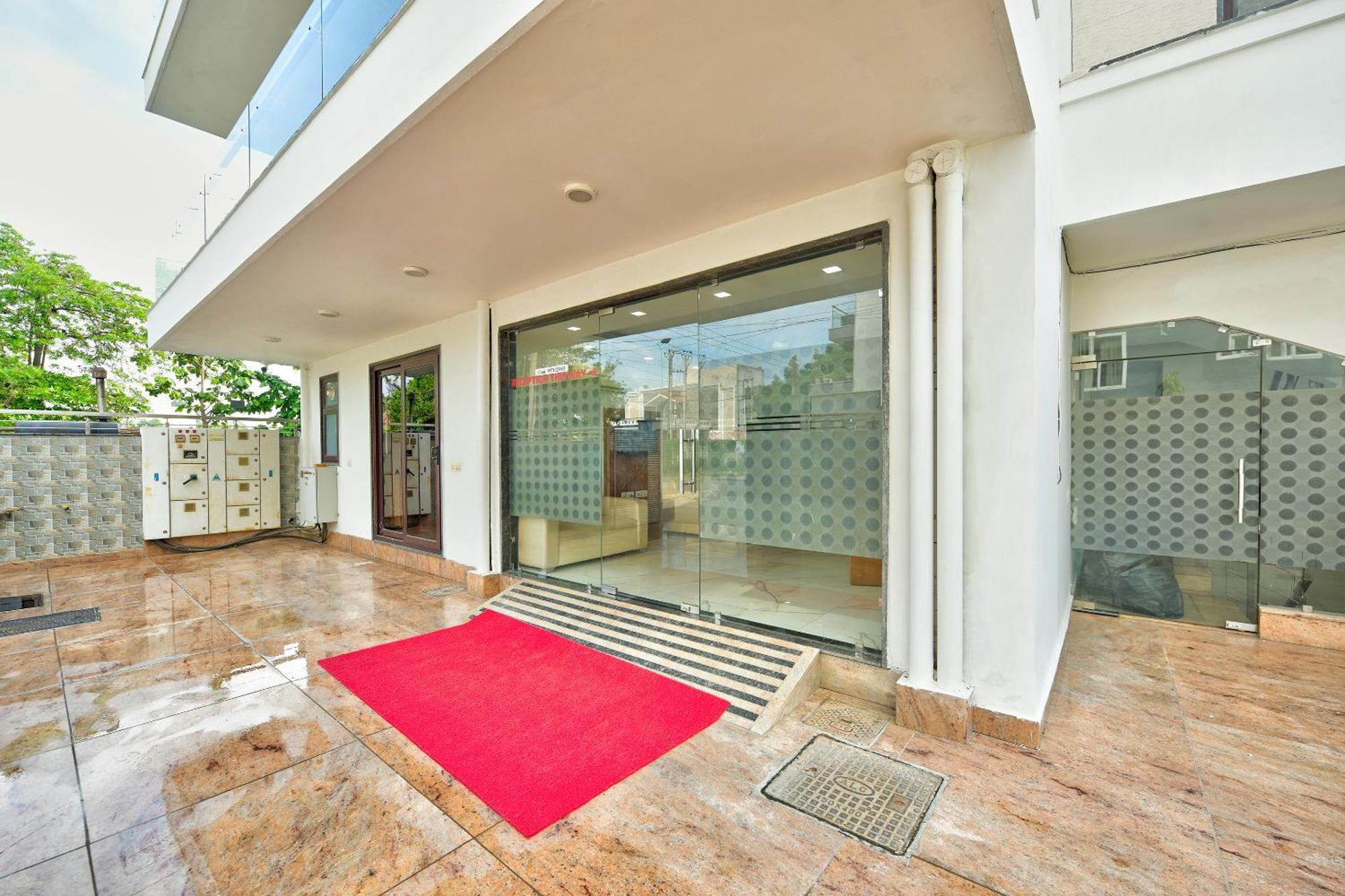 Hotel Leaf 9 Boutique, Near Golf Course Road And Galleria Market Gurgáon Exteriér fotografie