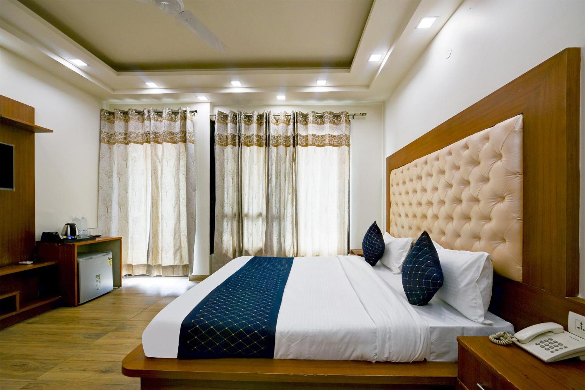 Hotel Leaf 9 Boutique, Near Golf Course Road And Galleria Market Gurgáon Exteriér fotografie