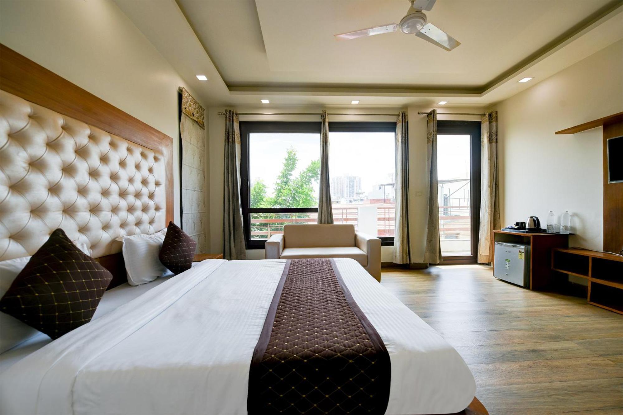 Hotel Leaf 9 Boutique, Near Golf Course Road And Galleria Market Gurgáon Exteriér fotografie